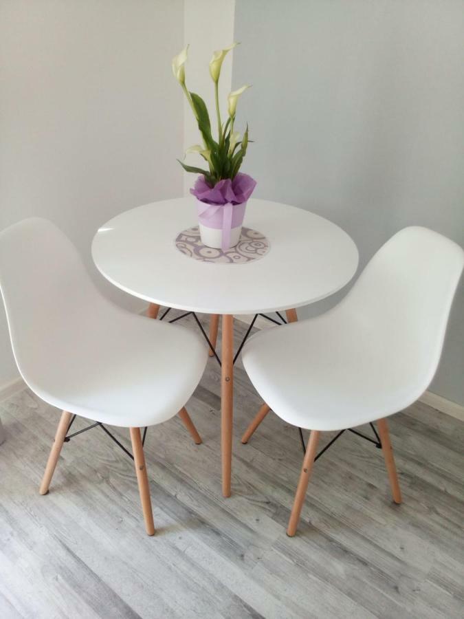 Studio In Pula Center ภายนอก รูปภาพ