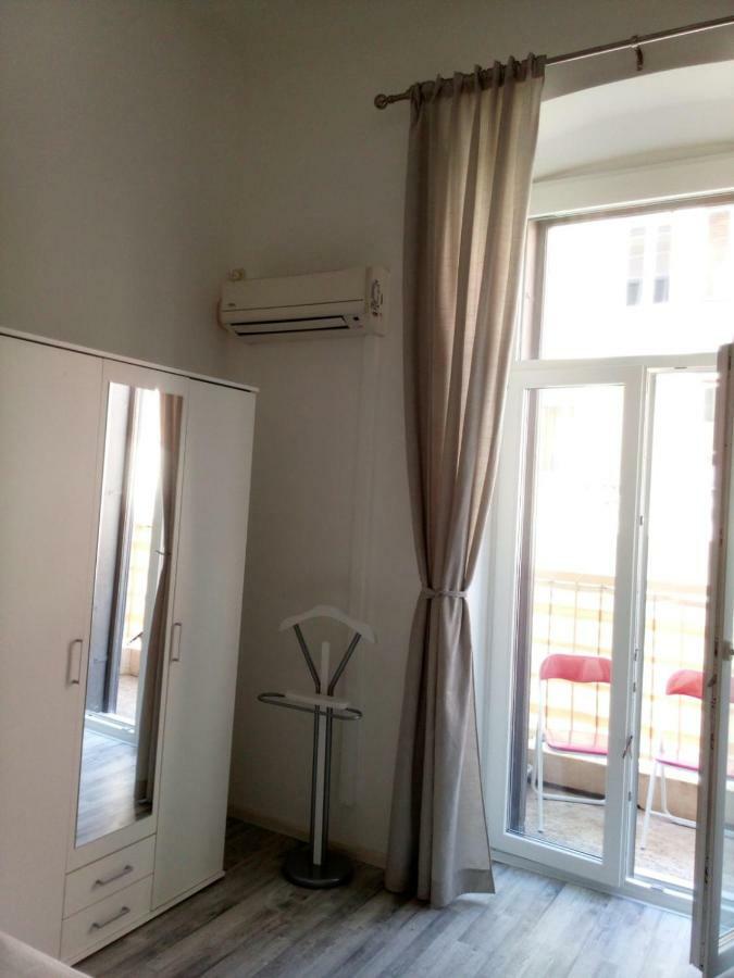 Studio In Pula Center ภายนอก รูปภาพ